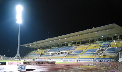 Schlüsselwörter: Ernst-Abbe-Sportfeld Stadion Flutlicht