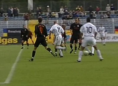  Jovic auf Zimmermann ...
Schlüsselwörter: Zimmermann Jovic