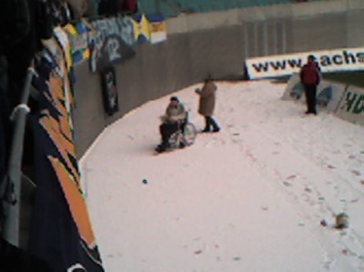 Vom OP-Tisch direkt ins Stadion nach Leipzig.
Schlüsselwörter: Gunner Antje Andreas