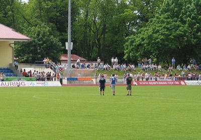 Titanische Beschwörung des Rasens.
