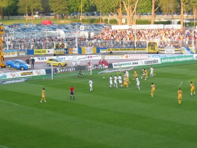 Lomaia schaut dem Ball hinterher - nur noch 3:1 ...
