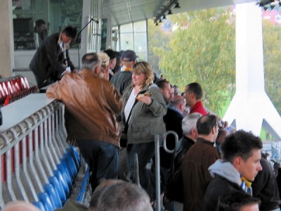 Asylanten gönnen sich die Thüringer Bratwurst :-)
