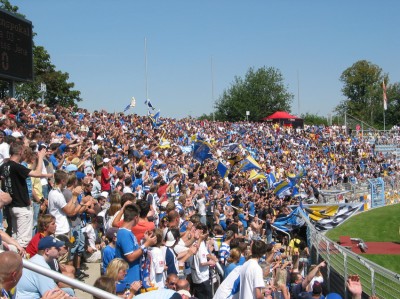 Knapp 6000 FCC-Fans waren im Stadion.
