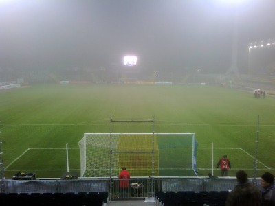 Ungestörter Blick von der neuen Zusatztribüne ...
