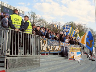 200-300 FCC-Fans hatten den Weg nach Burghausen gefunden ...
