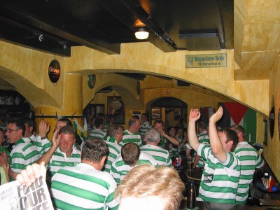 Schlüsselwörter: Bayern München Celtic Glasgow Kilians Pub