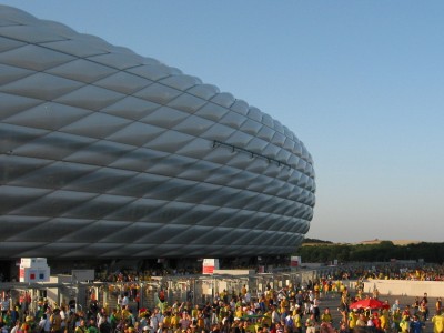 Die fehlenden Allianz-Buchstaben.
