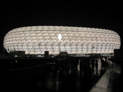 Arena ganz in weiß und ohne Allianz.
